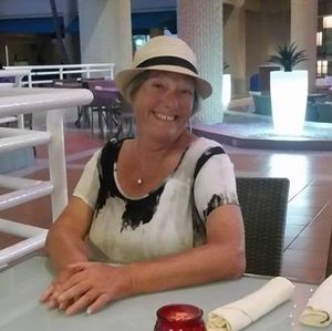 Meet your Posher, Janet